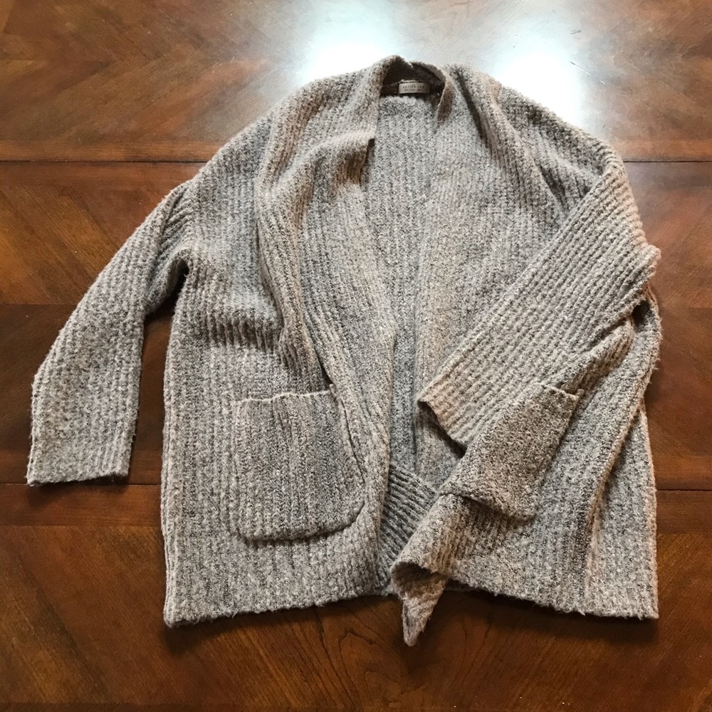 Cozy Active USA cardigan